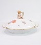 Large lid dish with putti sitting on the lid - Kgl. Saxon Flower - Hand painted - Royal Copenhagen - Approx. Year 1923Great condition