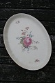 Frisenborg with gold rim Danish porcelain, Oval dishes 25.5cm