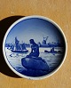 Plaques or mini plates from Aluminia, with The 
Little Mermaid on Langelinie.