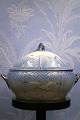 Bing & Grondahl lidded tureen with handle in seagull dinner set 
with gold rim.  
B&G#512...