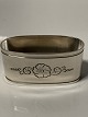 Napkin ring Silver.
Stamp: H.J. 830S.
Size: 1.6 x ø 5.2 cm.