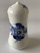 Royal Copenhagen Blue Flower Braided Pepper Shaker.
Decoration No.10/8270.
