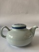 Mistletoe, Teapot. Desiree.
Measures 13.5 x 26.5 cm.