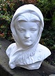 Unknown artist (19th century): Bust of a young girl.