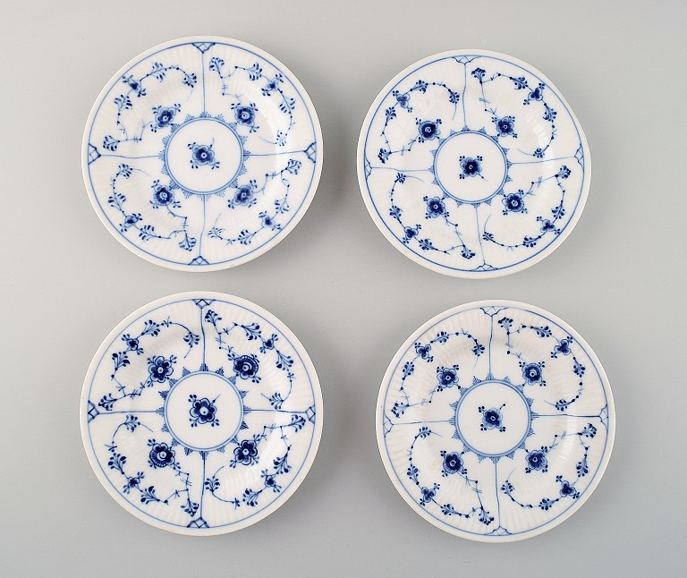 4 Royal Copenhagen Blue fluted cake plates.Number 1/182.