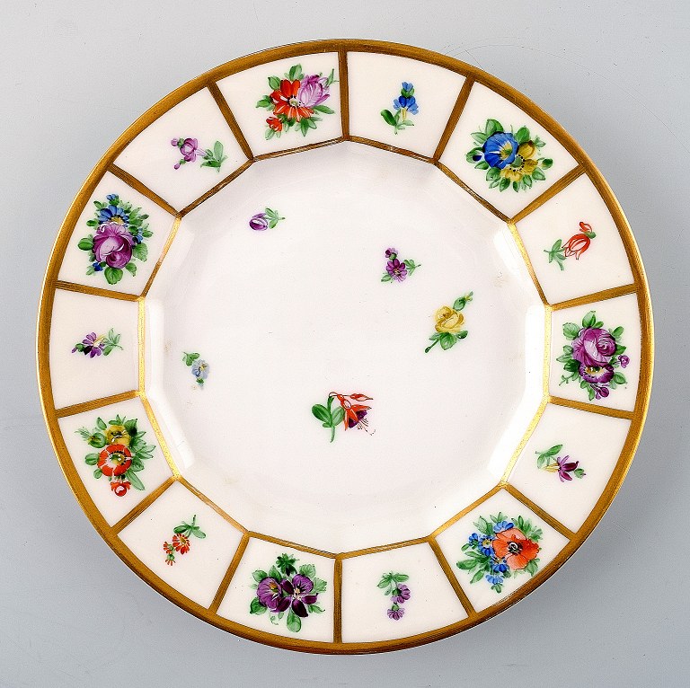 2 Royal Copenhagen Henriette. Hand painted porcelain. Henriette Cake plate no. 444/8553.