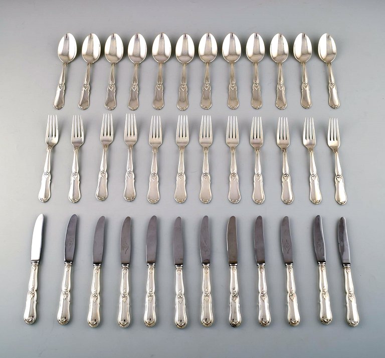 Complete Danish silver dinner service for twelve people.Guardein Johannes Siggaard, 1930 / 40s.