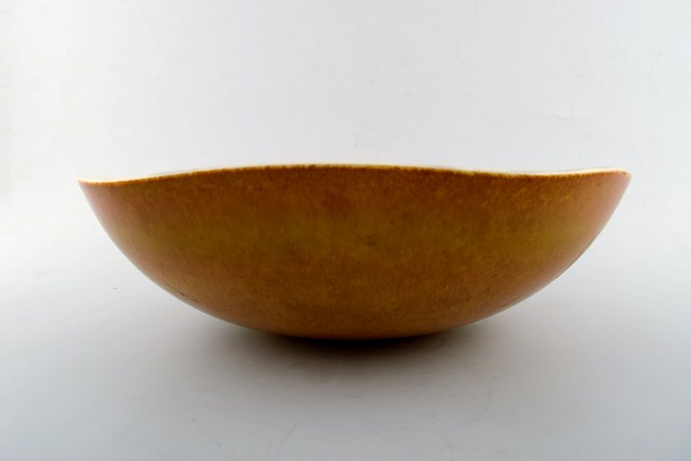 Berndt Friberg Studio large ceramic bowl. 