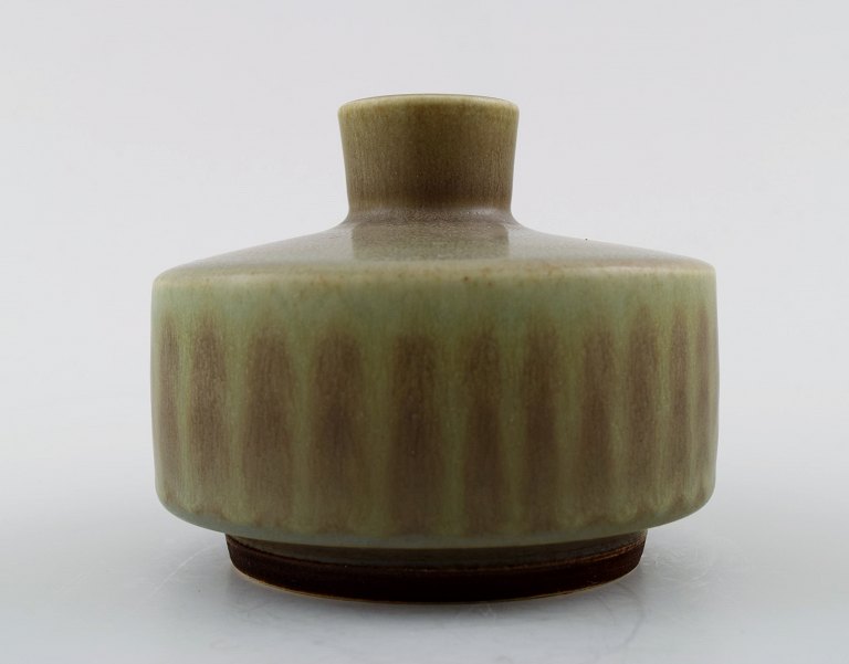 Berndt Friberg Studio keramikvase. Moderne svensk design. Unika, håndlavet. Sjælden form.