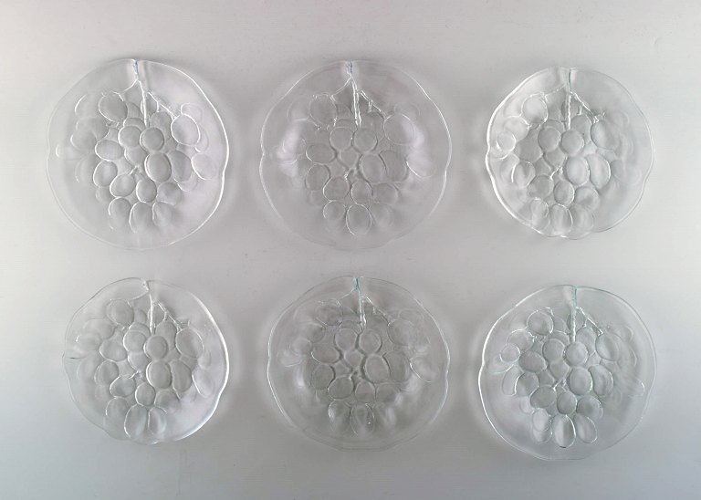 Scandinavian art glass. Six mouth blown glass dishes  adorned with grape bunches. 1960 s.