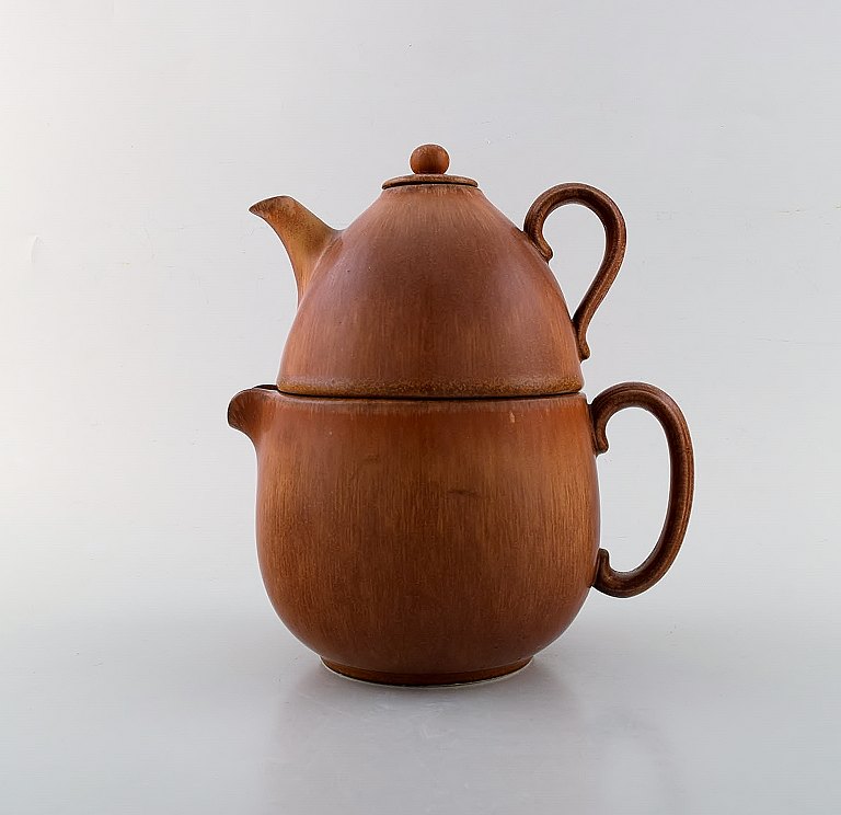 Gunnar Nylund for Rörstrand / Rørstrand. Double teapot in glazed ceramics. Beautiful glaze in hazel brown shades. 1960