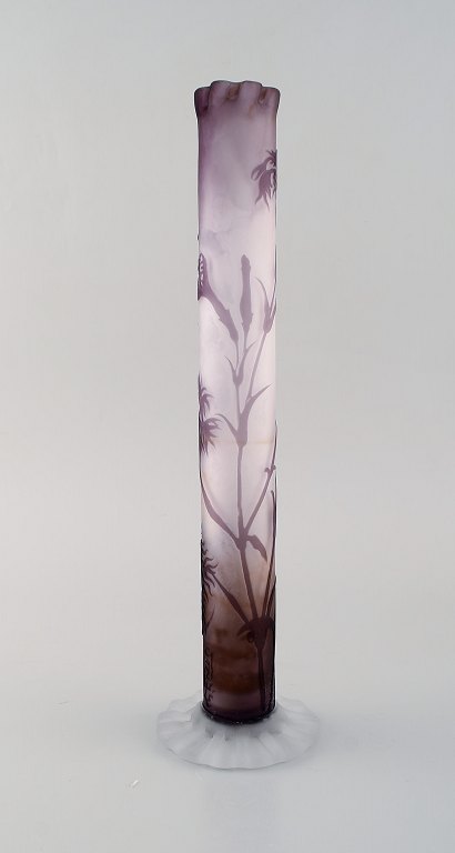 Rare and early Emile Gallé vase in frosted and purple art glass with carved with motifs in the form of flowers and foliage. 1880 / 90