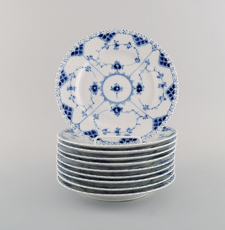 10 Royal Copenhagen blue fluted full lace plates in openwork porcelain. Decoration number: 1/1086.