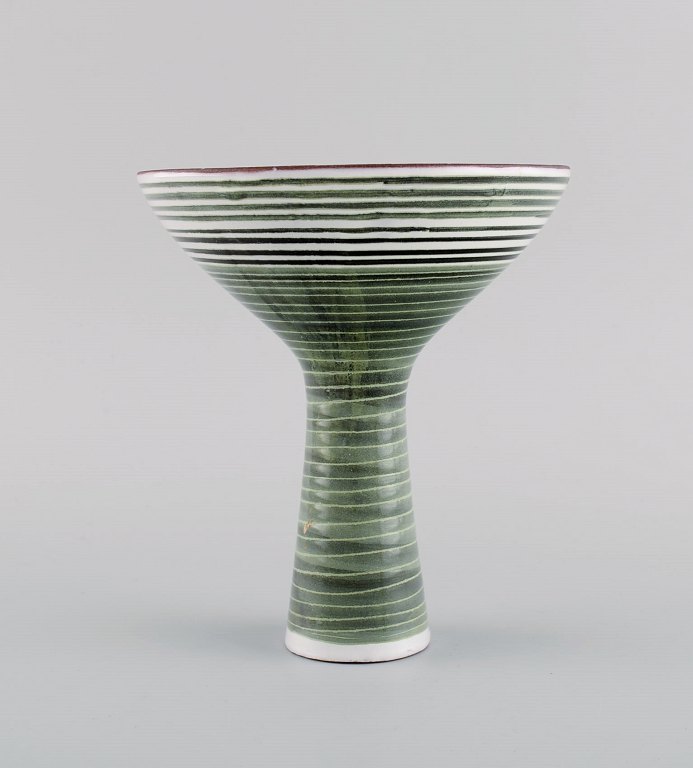 Mari Simmulson (1911-2000) for Upsala-Ekeby. Vase i glaseret stentøj. Stribet design, midt 1900-tallet.