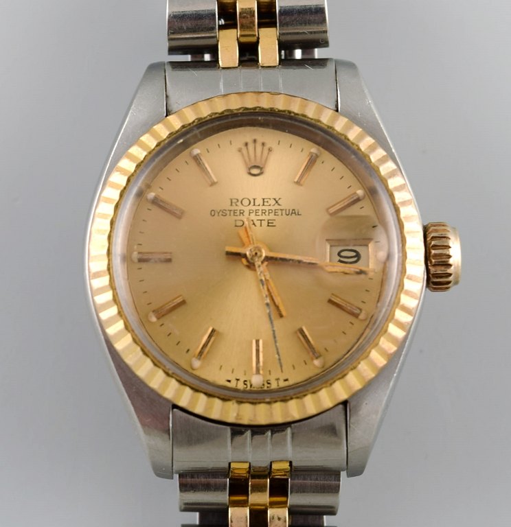 Rolex Oyster Lady Perpetual Gold Date. Ladies wristwatch, original bracelet in two-tone steel and 18 carat gold. 1970s / 80s.