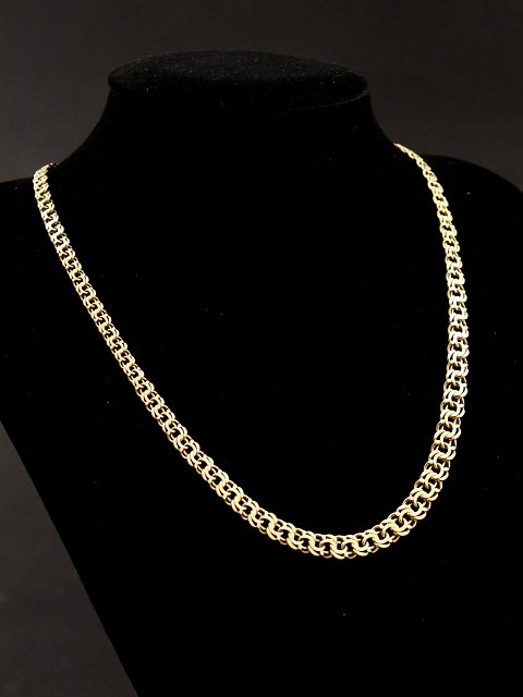 8 carat gold  necklace