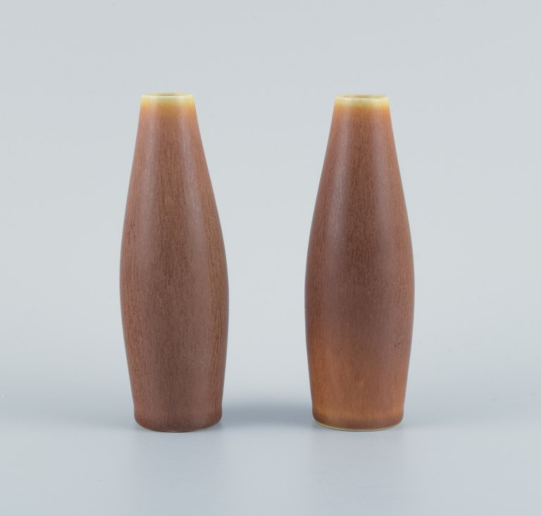 Per Linnemann-Schmidt (1912-1999) for Palshus, Denmark.A pair of ceramic vases with hare fur glaze in shades of brown.