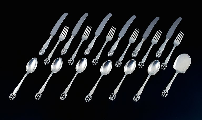 Danish silversmith, complete lunch service for six people. A total of 19 pieces.