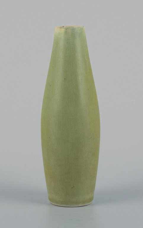 Per Linnemann-Schmidt (1912-1999) for Palshus, Danmark.Vase i grønne nuancer.