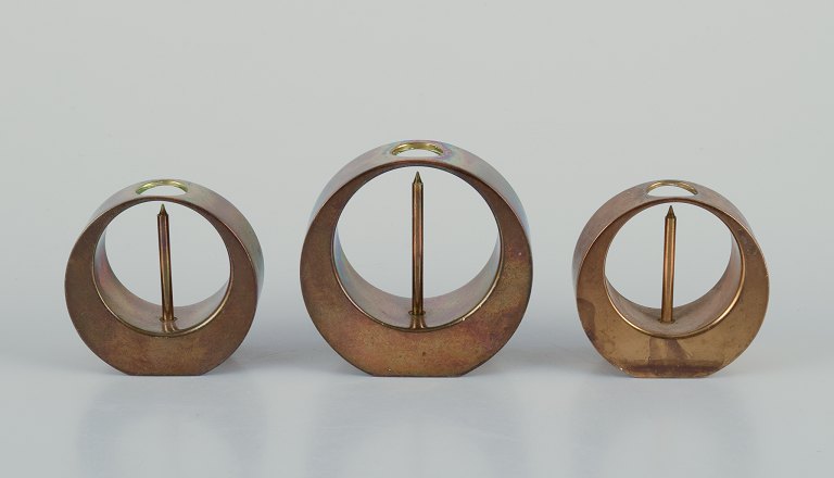 Arthur Pe for Kolbäck, Sweden.
Three small brass candlesticks.