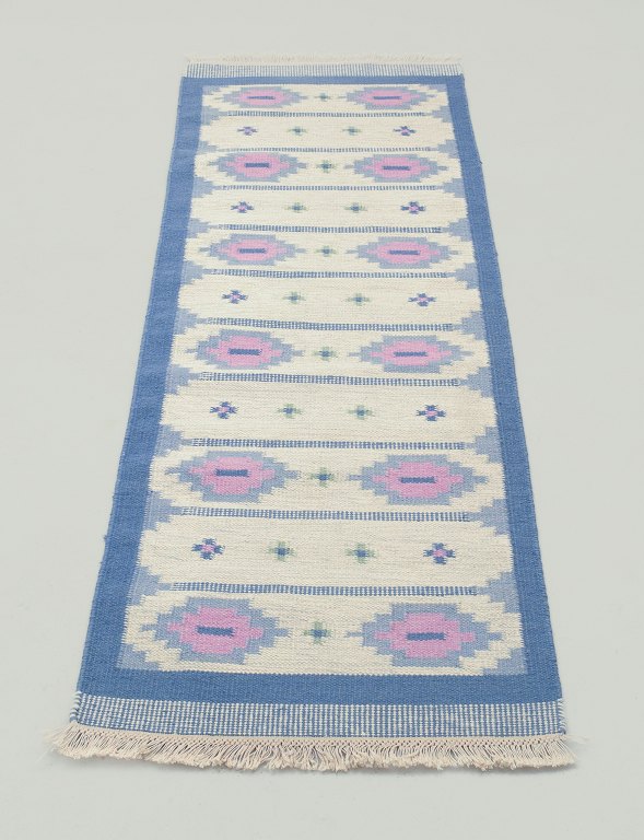 Swedish textile designer.Handwoven runner in pure wool. Rölakan technique.