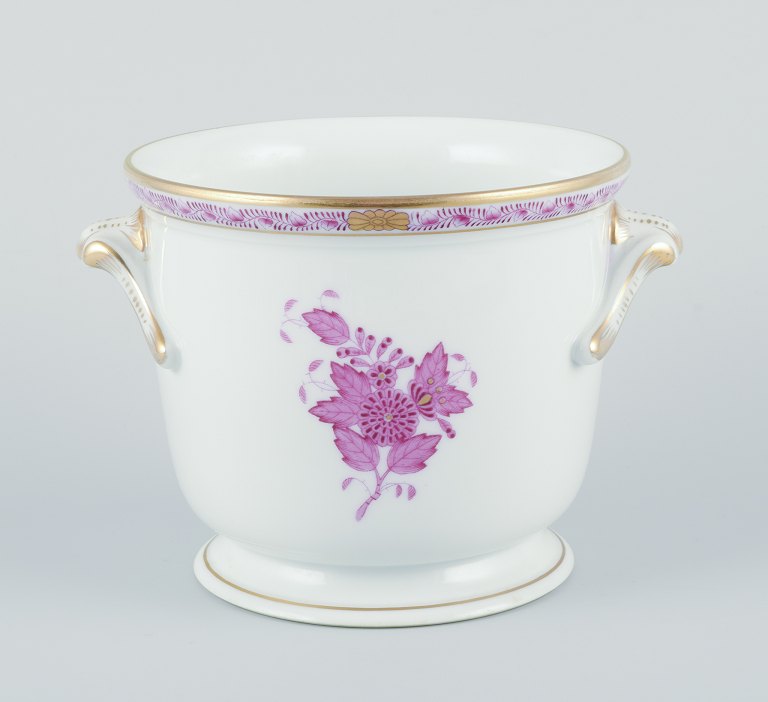 Herend, Ungarn.”Apponyi” urtepotteskjuler.