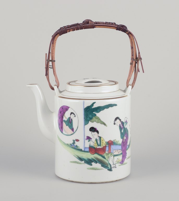 Kinesisk tekande af porcelæn.