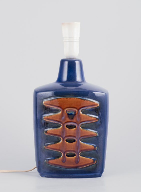 Einar Johansen for Søholm, Denmark.
Large table lamp in stoneware.