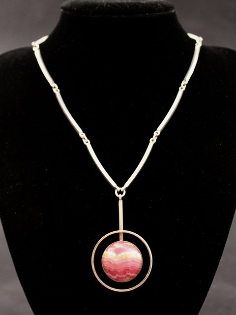 N E From vintage sterling sølv hals smykke