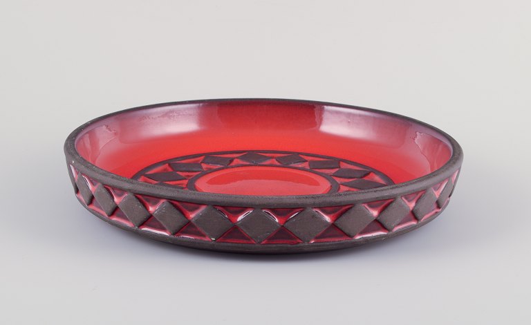 Frank Keramik, Denmark.
Large bowl made of glazed stoneware.