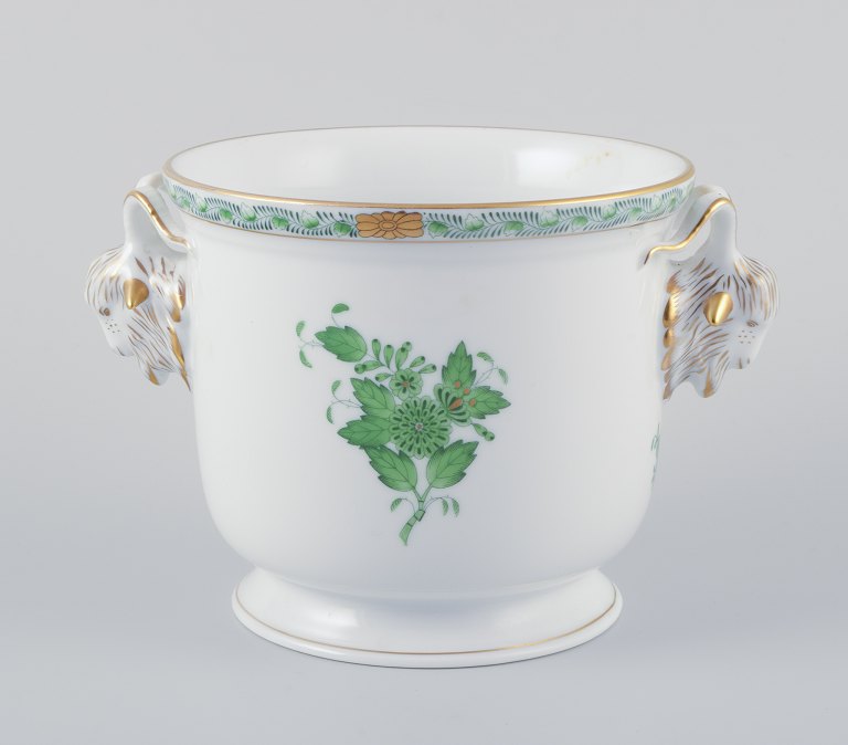 Herend, Ungarn. Chinese Bouquet Apponyi Green, urtepotteskjuler af porcelæn.
