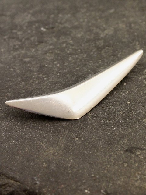 Bent Gabrielsen for Hans Hansen. `Peak´ moderne broche