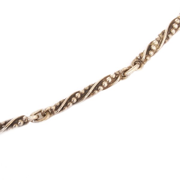 Georg Jensen sterlingsilver necklace #301. L: 75cm