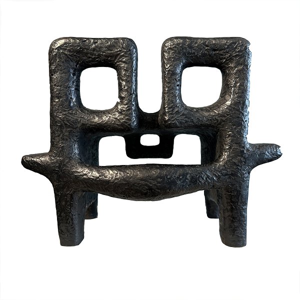 Sonja Ferlov skulptur. Sonja Ferlov Mancoba, 1911-84, medlem af 
CoBra-bevægelsen, skulptur "Vogtere af Vores Arv" (Guardians of our Inheritance) 
1973 udført i bronze. Signeret SFM 6/6. H: 31cm. B: 39cm. D: 25cm