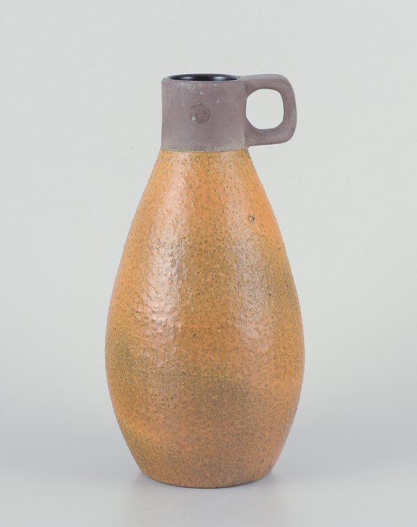 Ingrid Atterberg for Upsala Ekeby, Sweden.
Glazed ceramic jug.