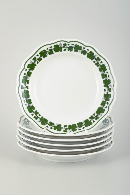 Meissen, 6 small plates, Vine-Leaf Pattern, “Voller grüner Weinkranz”
