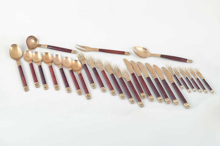 Brøste. Complete 6-person dinner cutlery set in bronze and exotic wood, model 222.