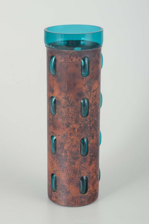 Nanny Still for RaakVase in copper and glass. Mid-20th century.