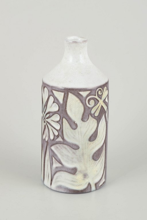 Mari Simmulson for Upsala EkebyVase, model 4330/683, 1960s.