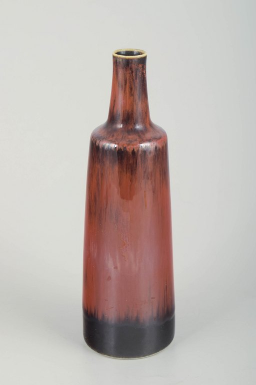 Carl-Harry Stålhane for Rörstrand
Vase, mid-20th century.