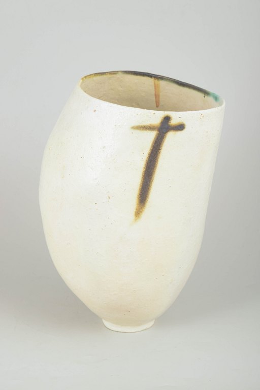 European studio potterLarge unique art vase, 1980s.