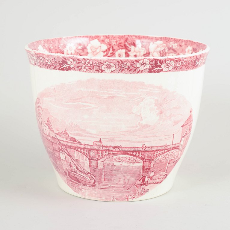 Palissy Pottery, urtepotteskjuler.