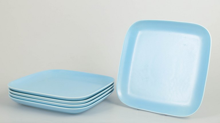 Höganäs Keramik, set of five dinner plates in turquoise glaze.