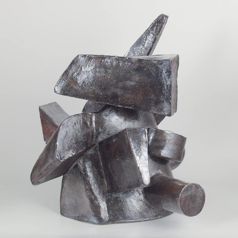 Christina Muff, Dansk samtidskunstner, født 1971.Monumentalt stor skulptur i kubistisk stil.