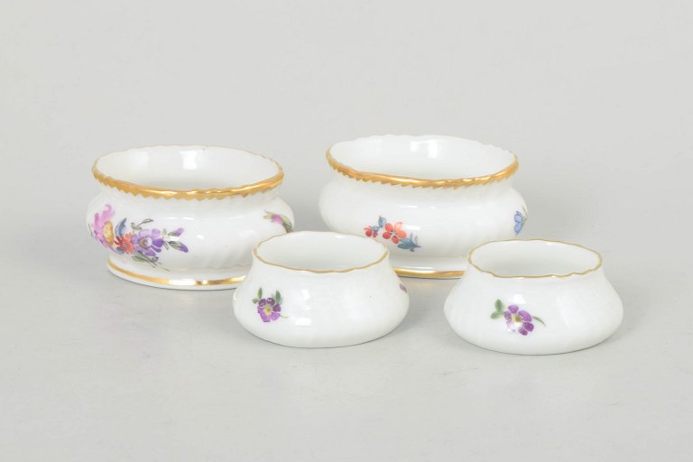 Royal Copenhagen saksisk blomst, sæt af fire saltkar.