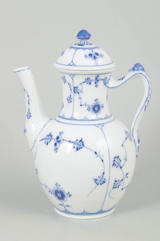 Royal Copenhagen Musselmalet Riflet, kaffekande.
