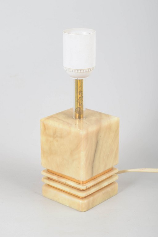 Cerri Nestore Volterra, alabaster table lamp.
