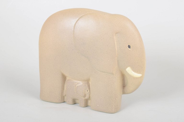 Lisa Larson for Gustavsberg, elefantskulptur.