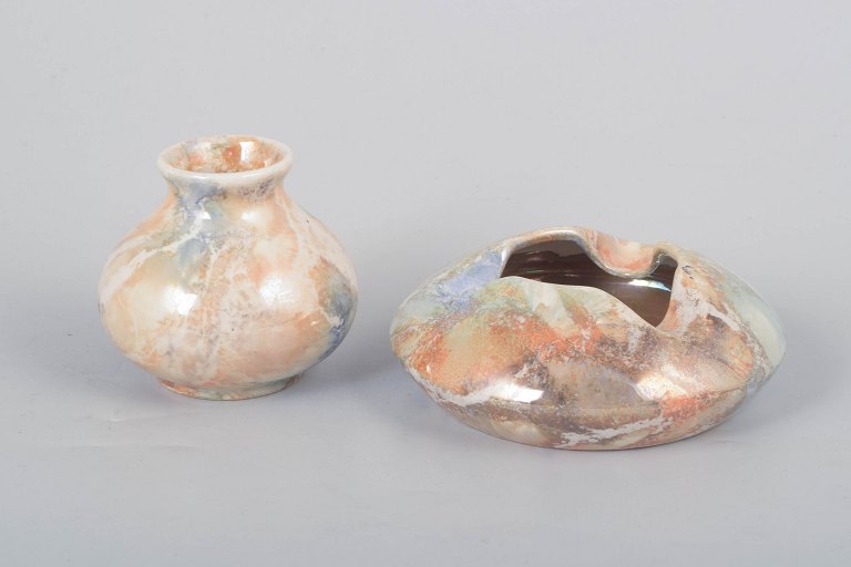 Arabia, set of vase and bowl.