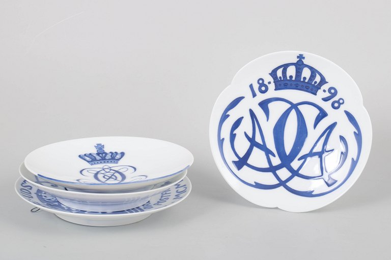 Royal Copenhagen sæt af fire jubilæumsplatter.